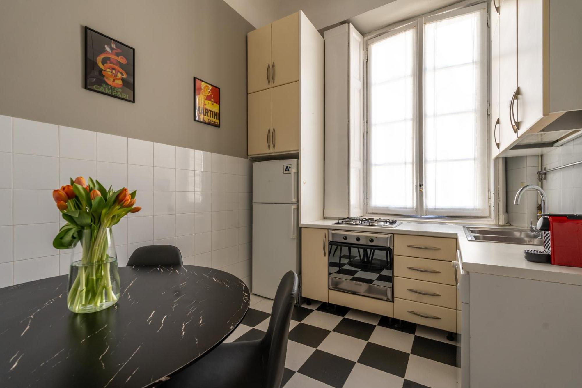 Nerino House, Elegante E Tranquillo Appartamento A 5 Minuti Dal Duomo Milaan Buitenkant foto